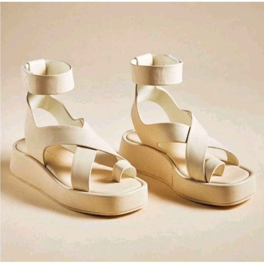 Anthropologie Thea Gladiator Ankle Strap Sandals  Size 38 7/7.5 Cream
